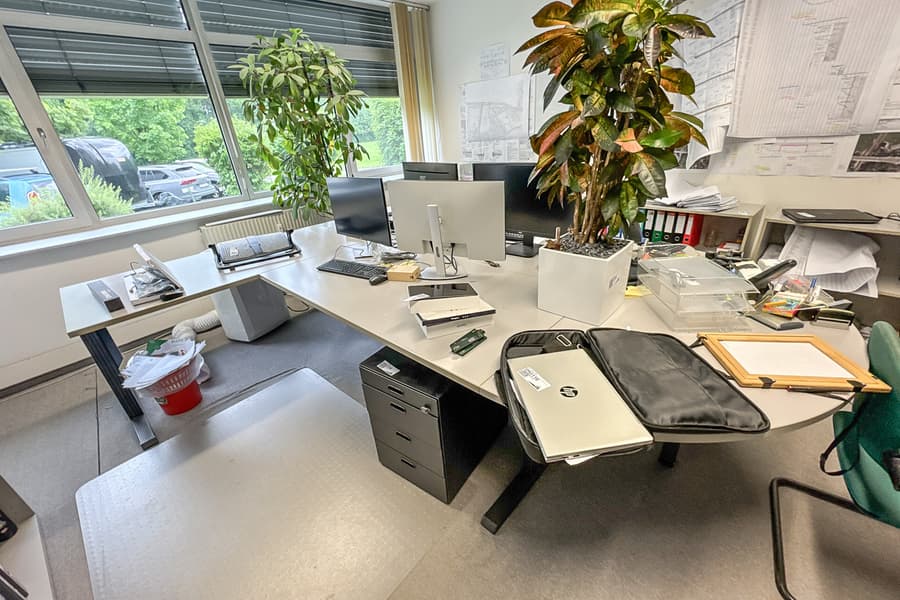 Schreibtischanlage Fantoni Ufficio, höhenverstellbar